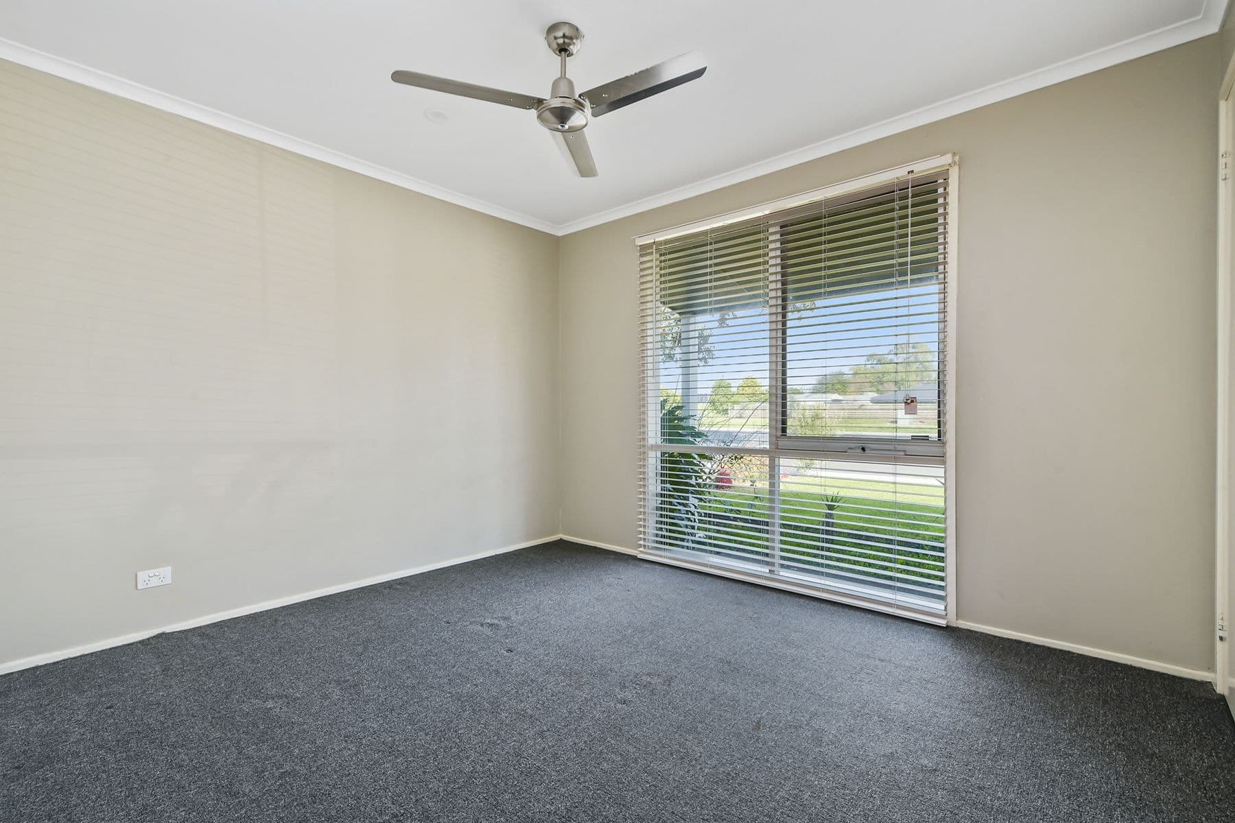 25 Thompsons Road, Cranbourne North - Thumbnail 6