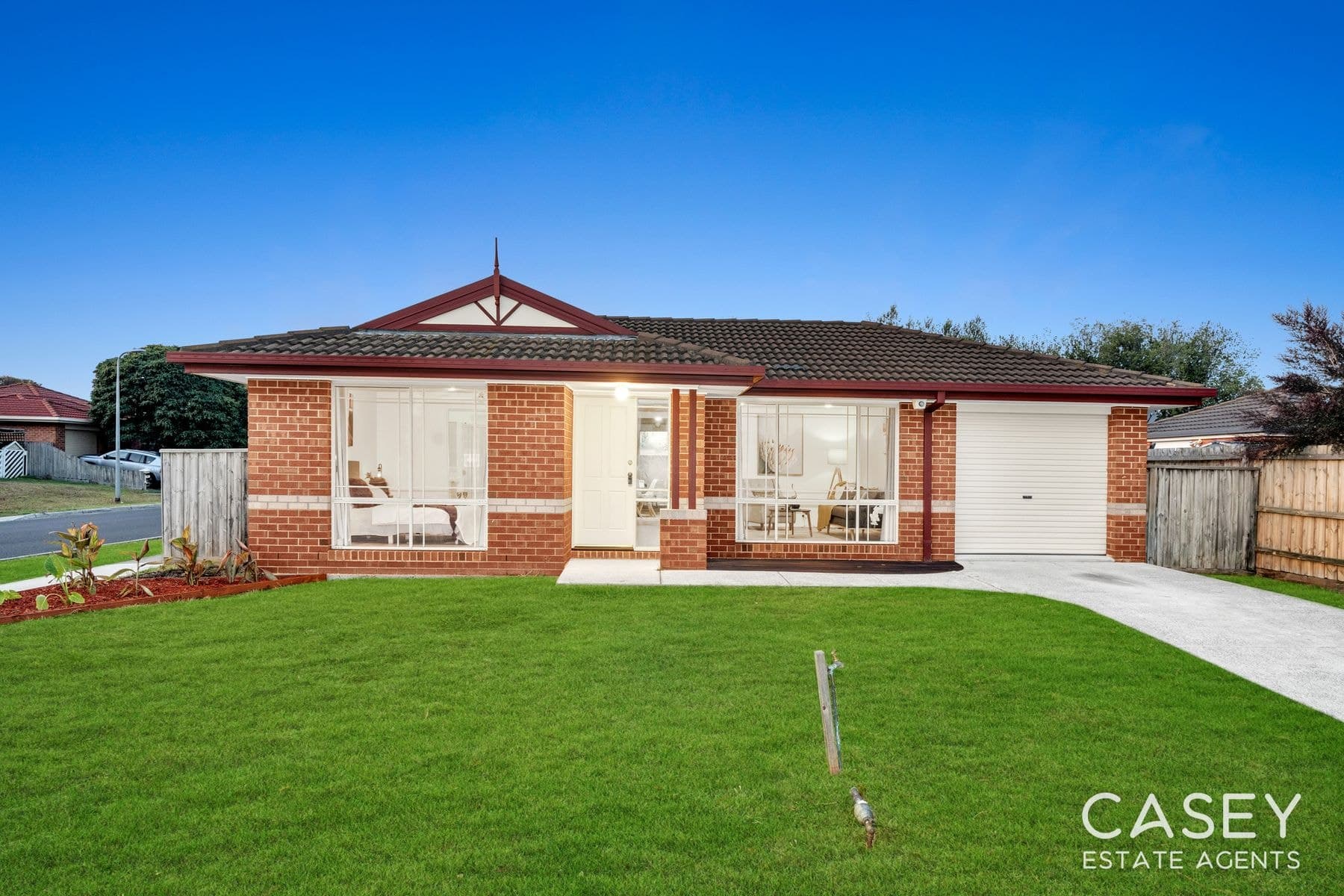 1 Merrijig Avenue, Cranbourne - Thumbnail 3