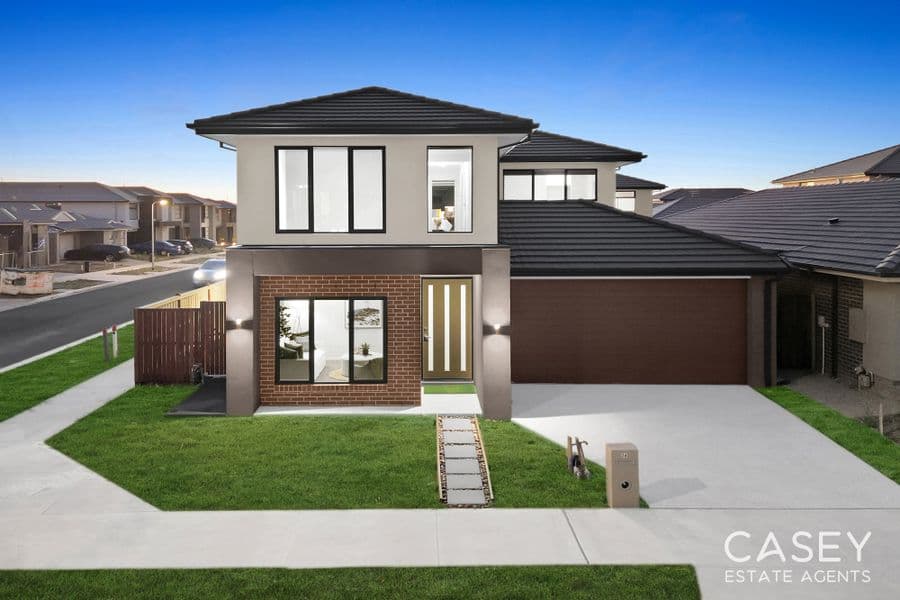 26 Bonza Circuit, Clyde North - Image 1