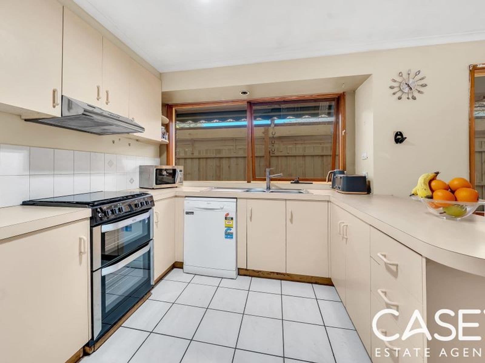 25 Athenium Court, 25 Athenium Court - Thumbnail 8