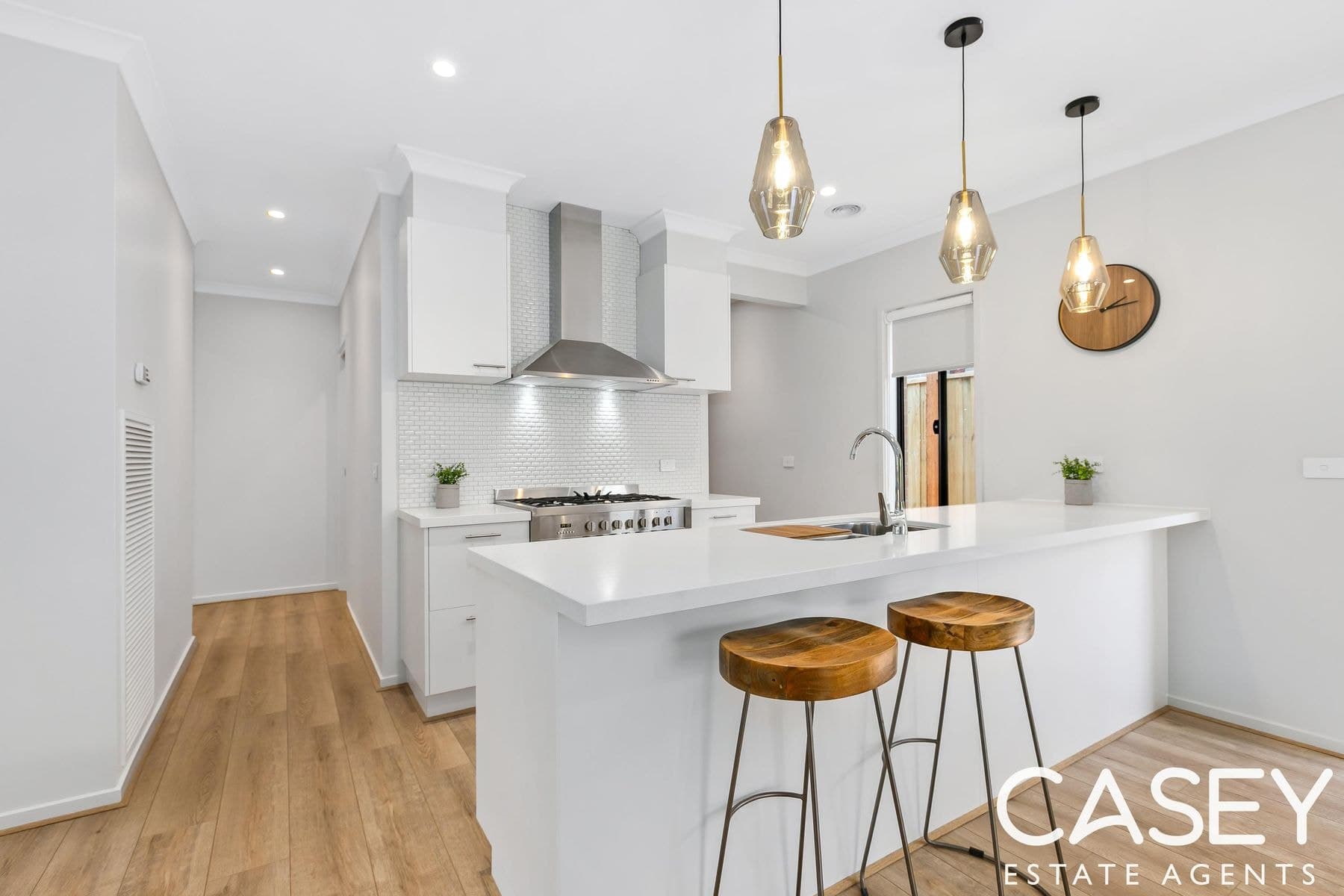 35 Limandus Crescent, Cranbourne South - Thumbnail 6