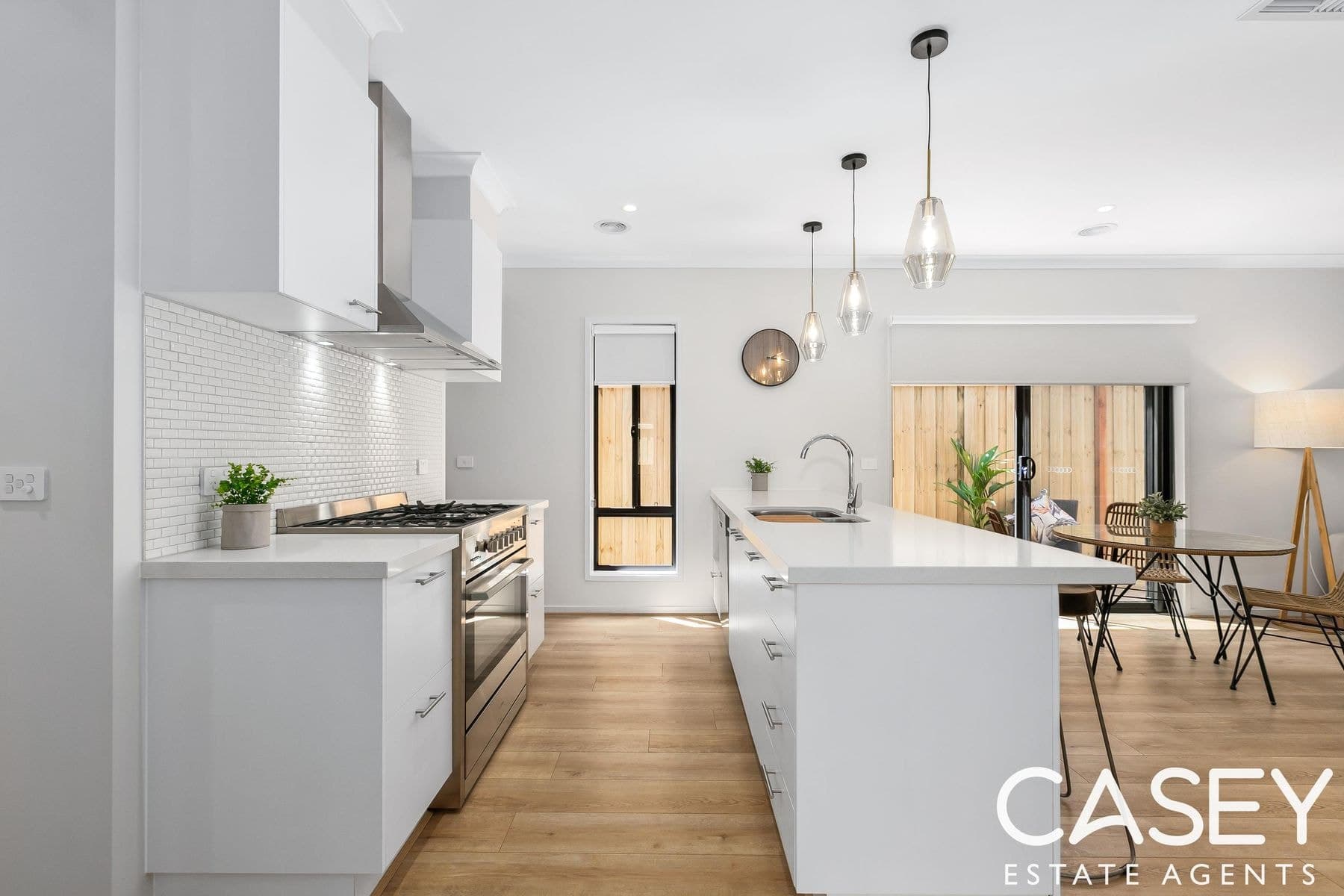 35 Limandus Crescent, Cranbourne South - Thumbnail 7