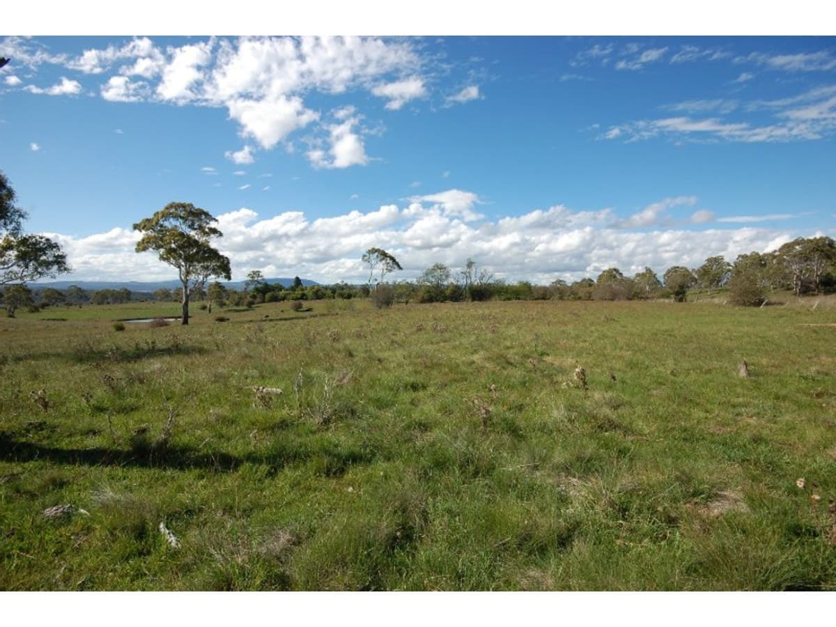 680 / 72 Kellys Plains Road, Armidale NSW 2350, Armidale - Image 1