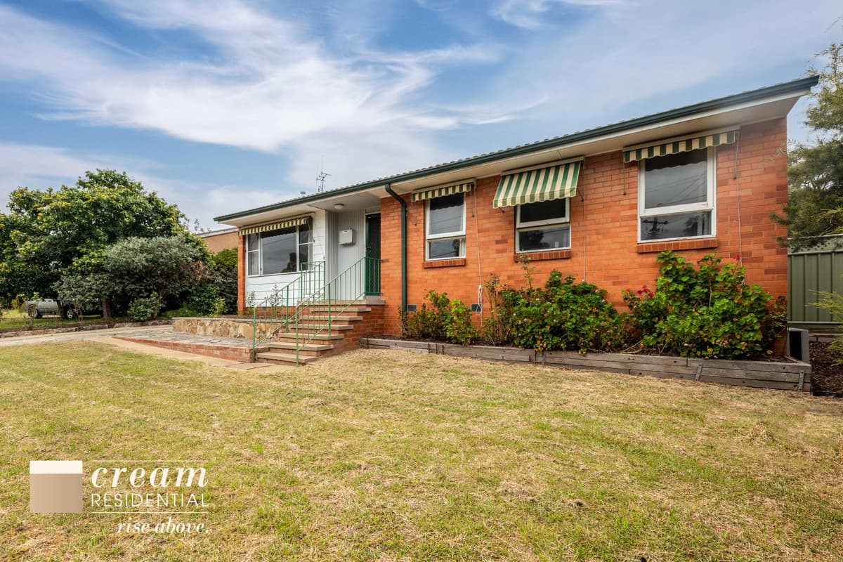 109 Gilmore Crescent, Garran, Garran - Image 1