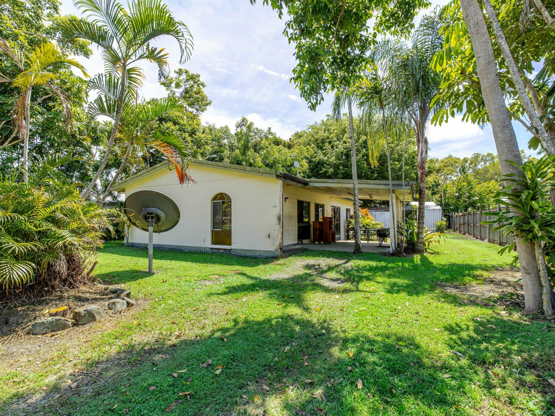 308 Port Douglas Road, Port Douglas, Port Douglas - Thumbnail 2