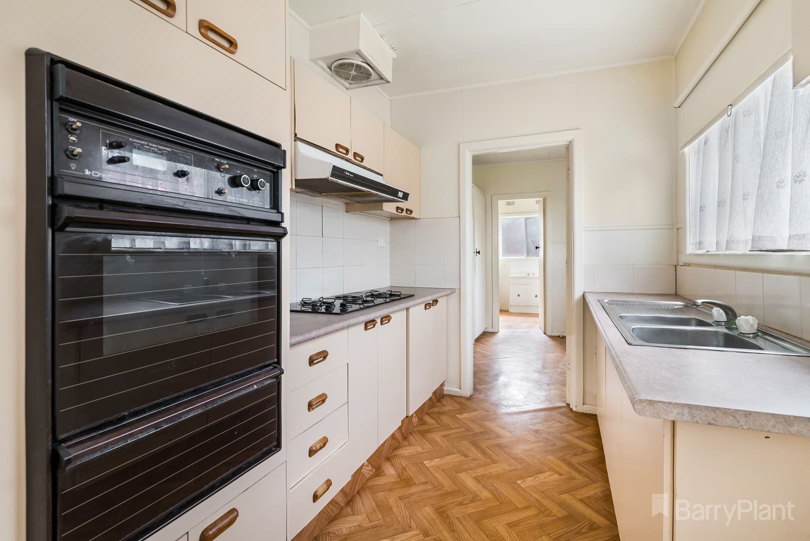 2/26-28 Victoria Parade, Kilmore, VIC 3764, Kilmore - Thumbnail 3
