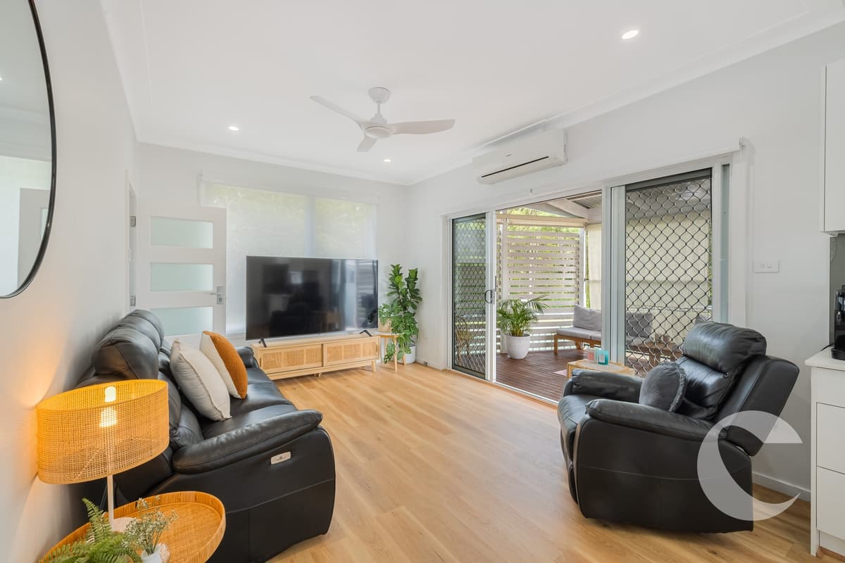 23 Fairview Avenue, Charlestown, Charlestown - Thumbnail 2