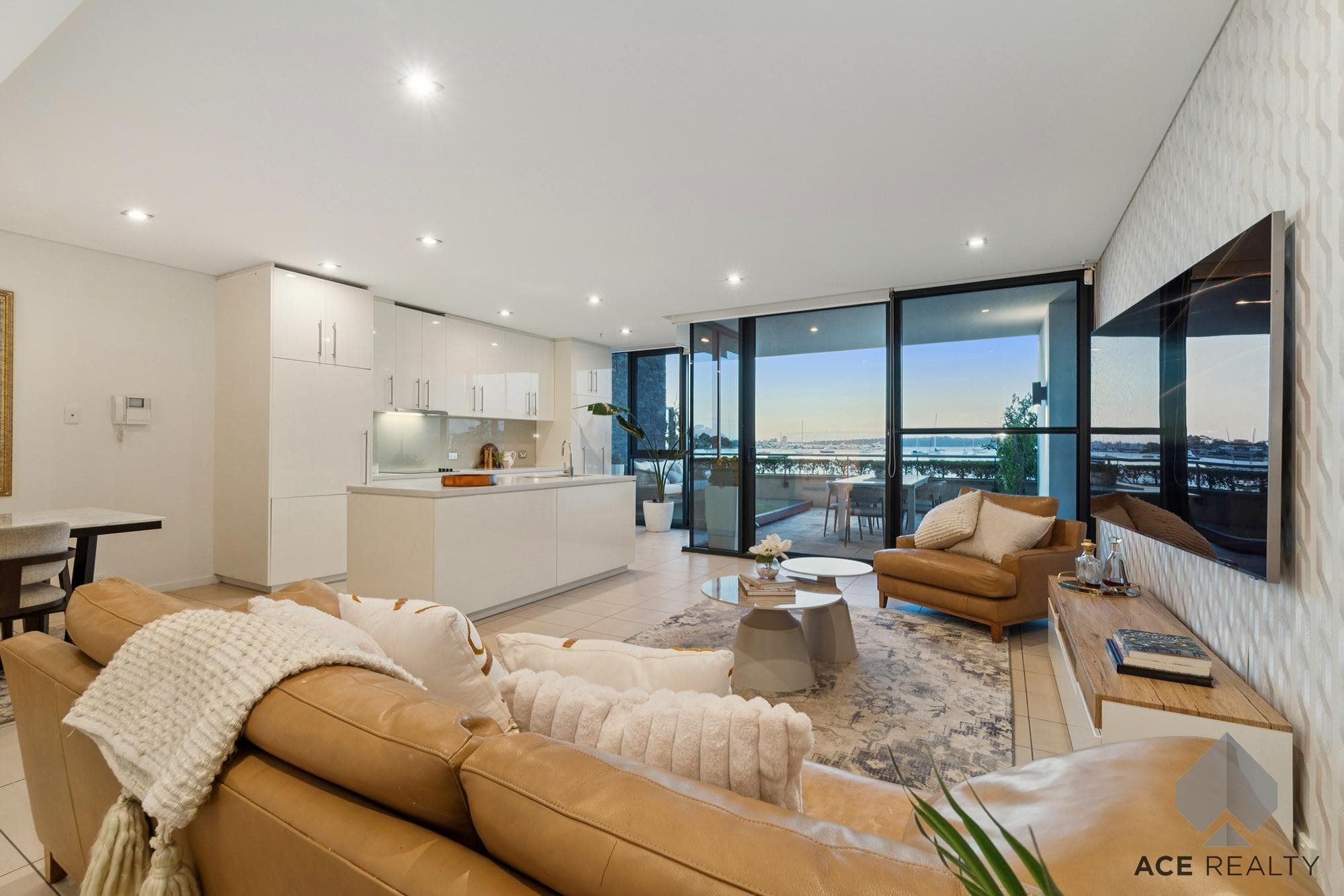 N7 / 70 Canning Beach Road, APPLECROSS WA 6153, Applecross - Thumbnail 5