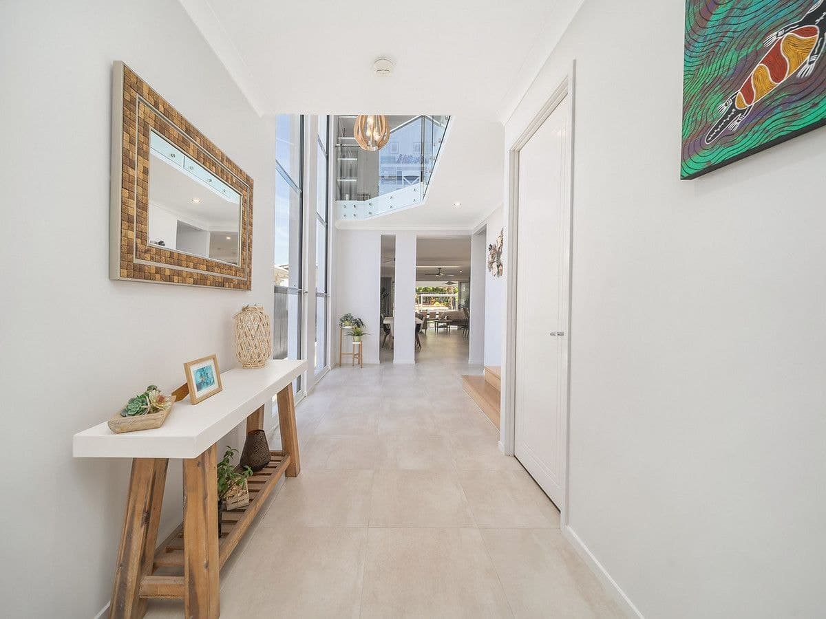 12A Palmtree Avenue, Scarborough QLD 4020, Scarborough - Thumbnail 5