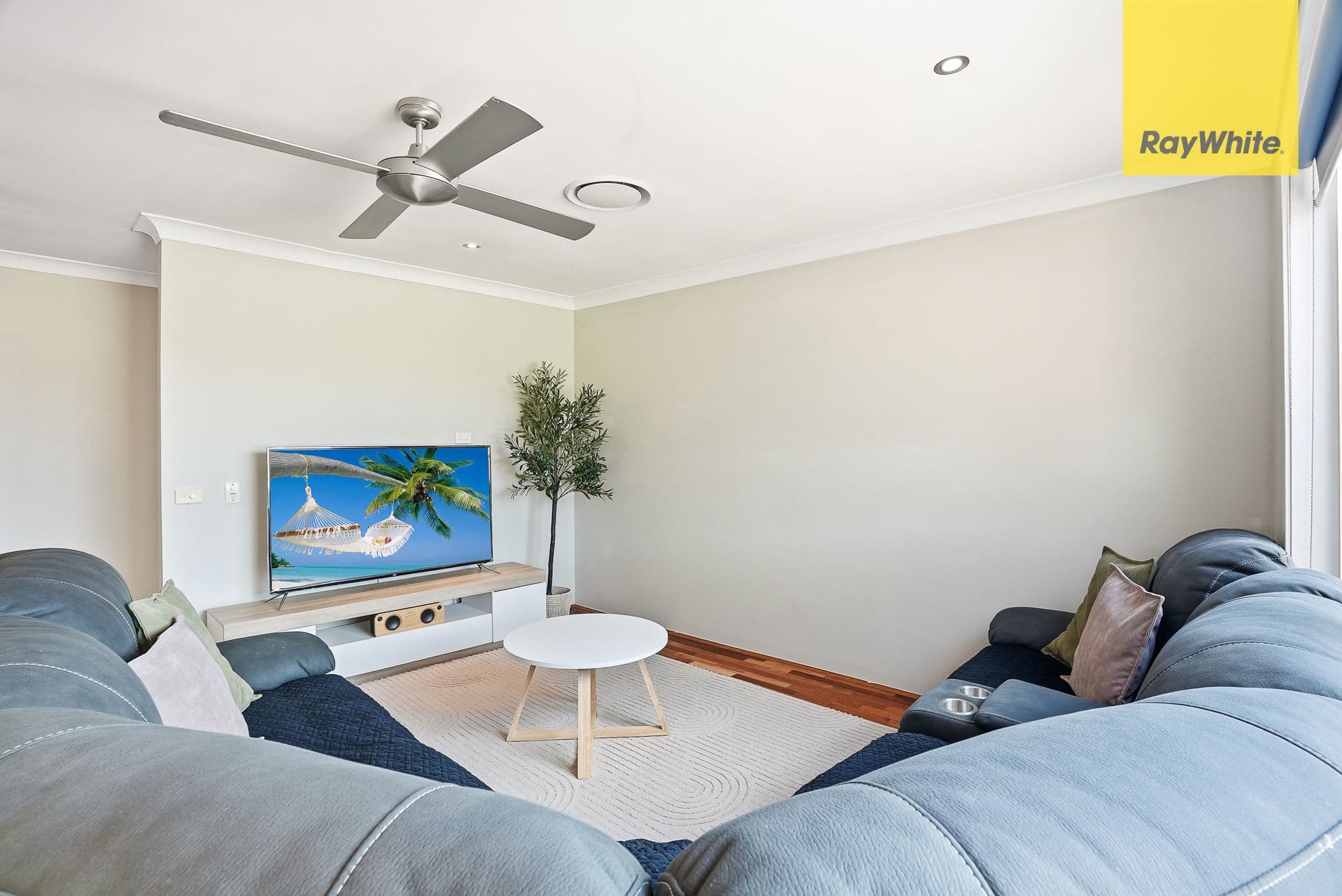 19 Kenyon Crescent, Doonside NSW 2767, Doonside - Thumbnail 3
