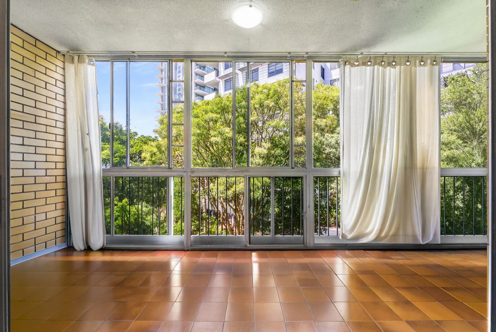 9/18 Queen Street Southport QLD 4215, Southport - Thumbnail 8
