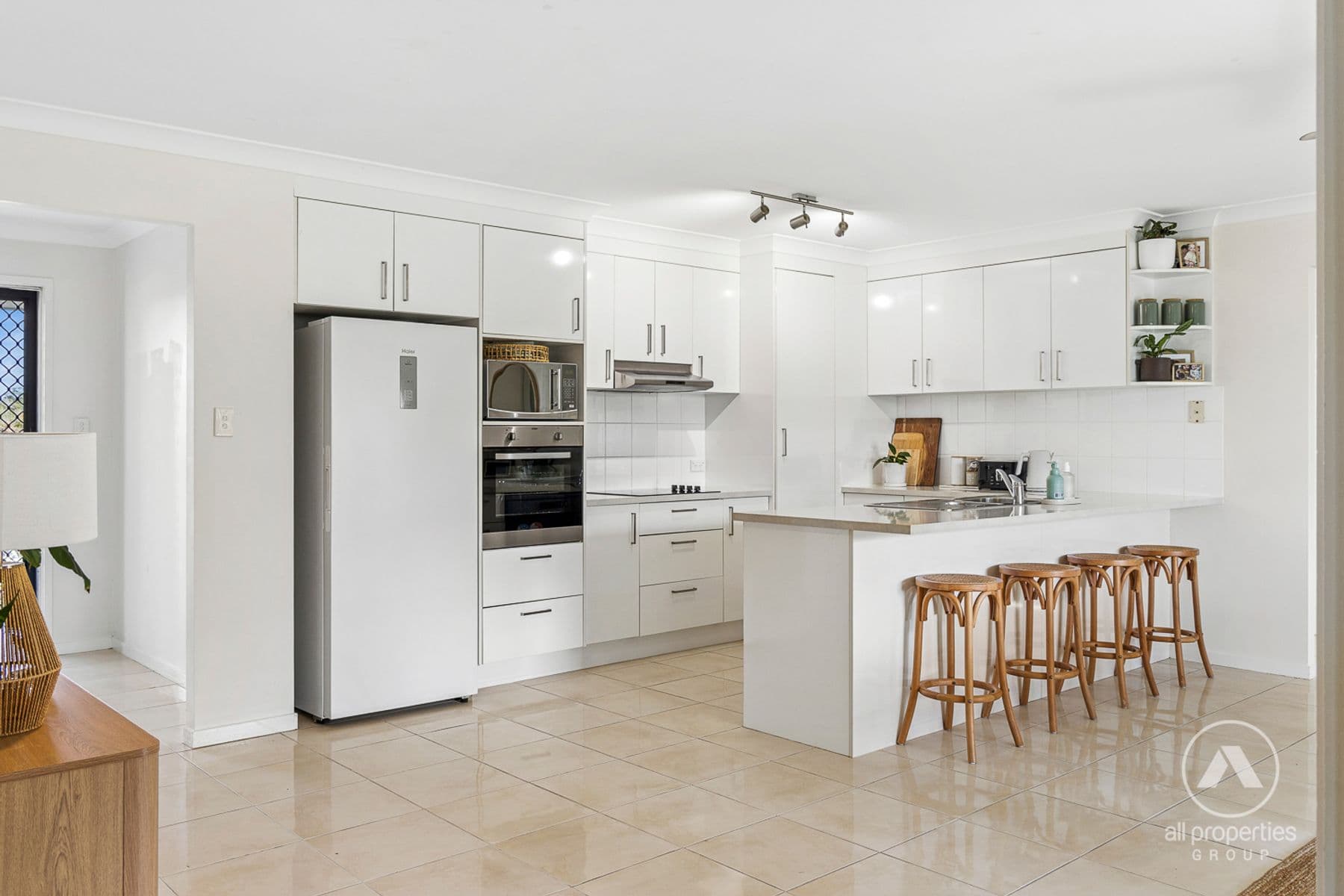 3 LINFIELD STREET, Hillcrest QLD 4118, Hillcrest - Thumbnail 6