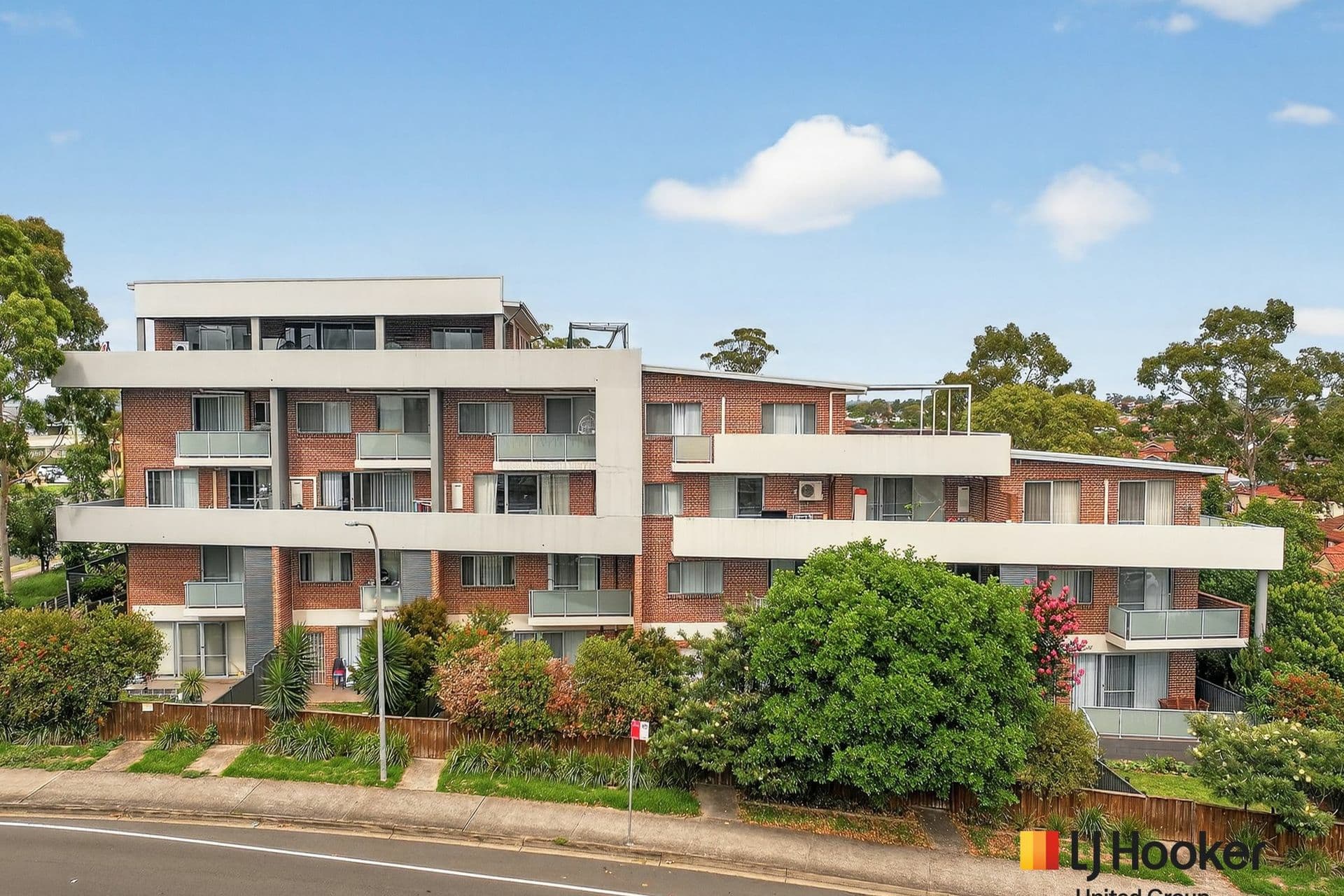 1/2 Kurrajong Road, Casula, Casula - Image 1