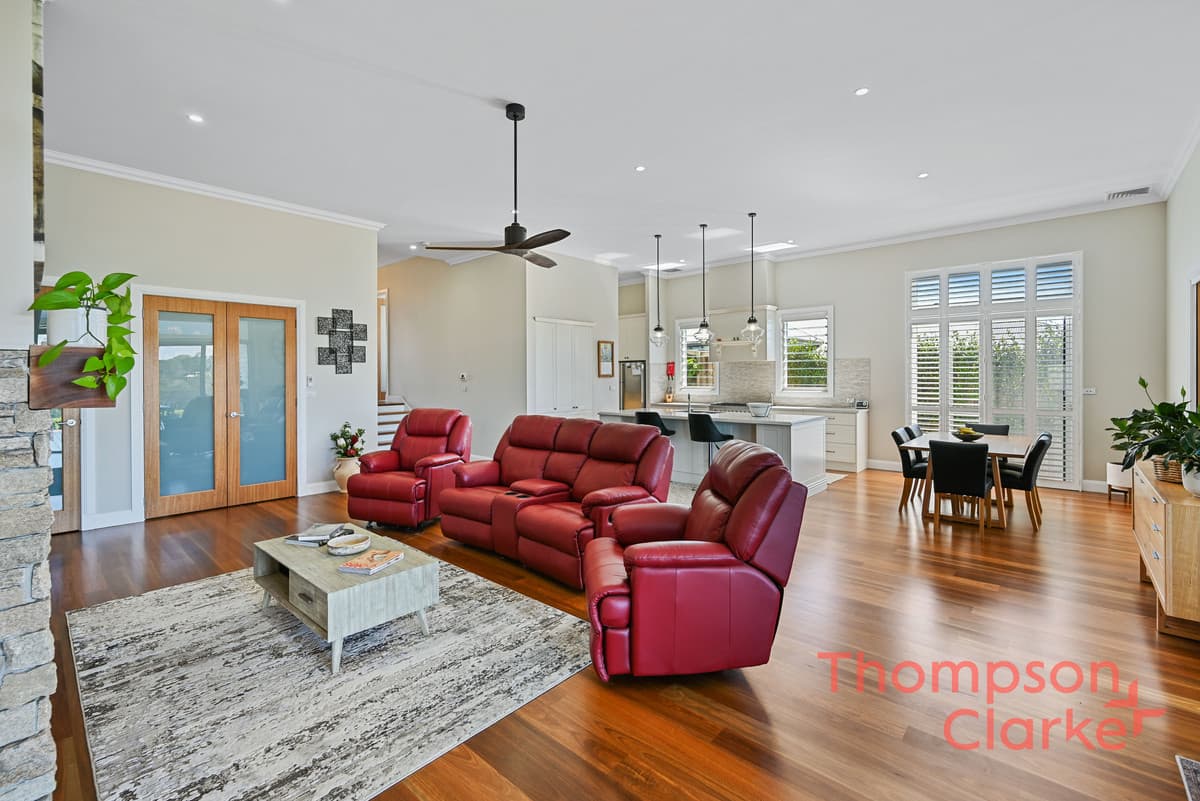 9 Lagoon Avenue, Bolwarra - Thumbnail 8