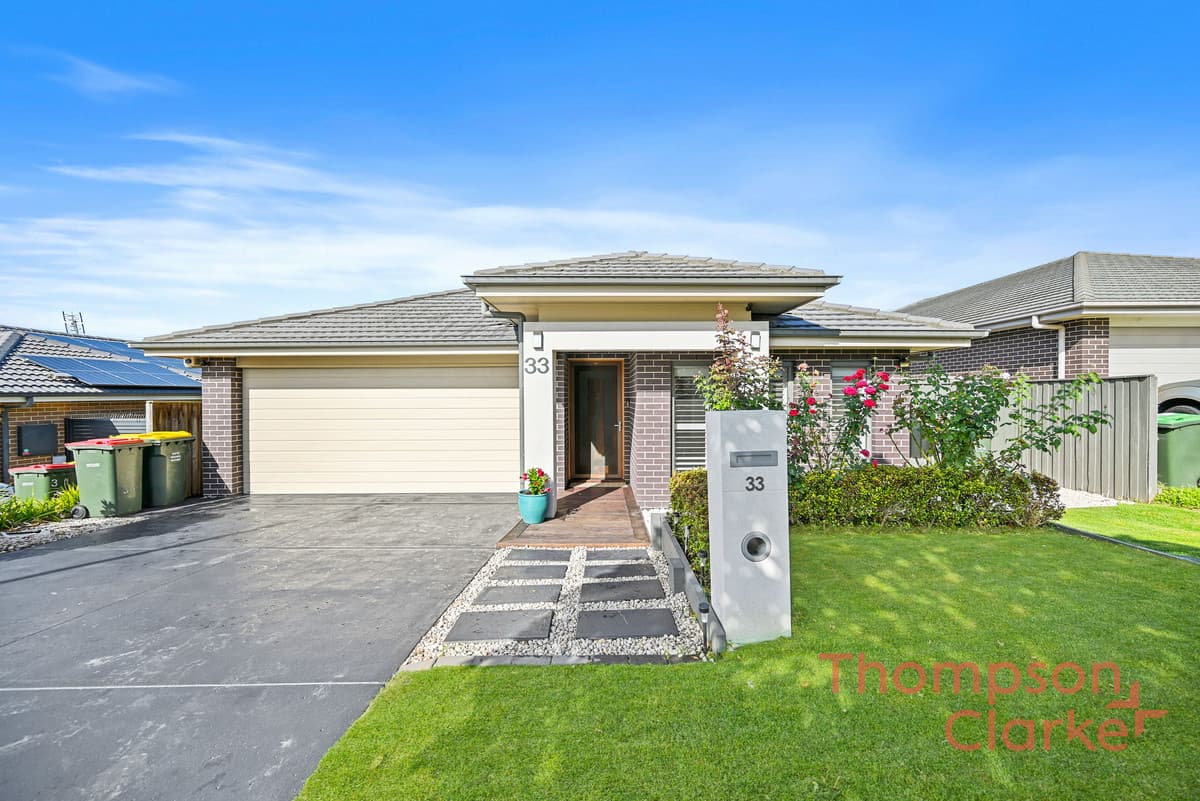 33 Sandpiper Circuit, Aberglasslyn - Image 1