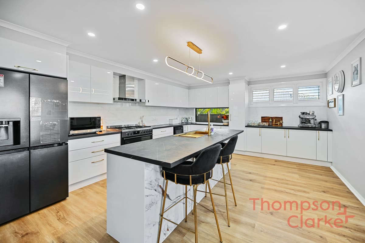 33 Sandpiper Circuit, Aberglasslyn - Thumbnail 6