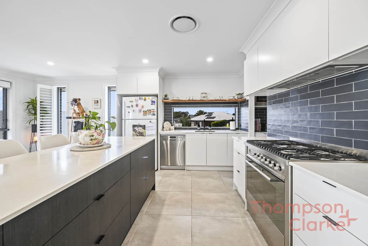 63 Laurie Drive, Raworth - Thumbnail 8