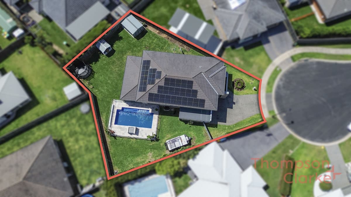 6 Hawker Close, Chisholm - Image 1