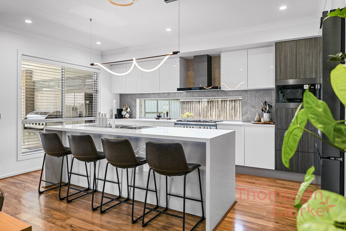 6 Hawker Close, Chisholm - Thumbnail 3