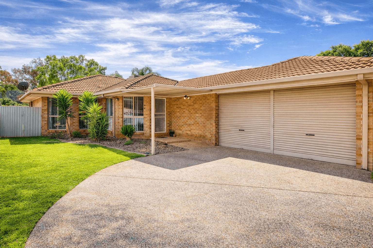 33 Saville Avenue, Lavington NSW 2641, Lavington - Image 1