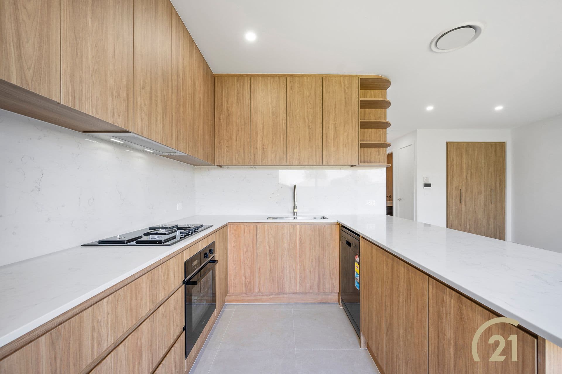 2/113-115 Willan Drive, Cartwright, NSW, 2168, Cartwright - Thumbnail 7