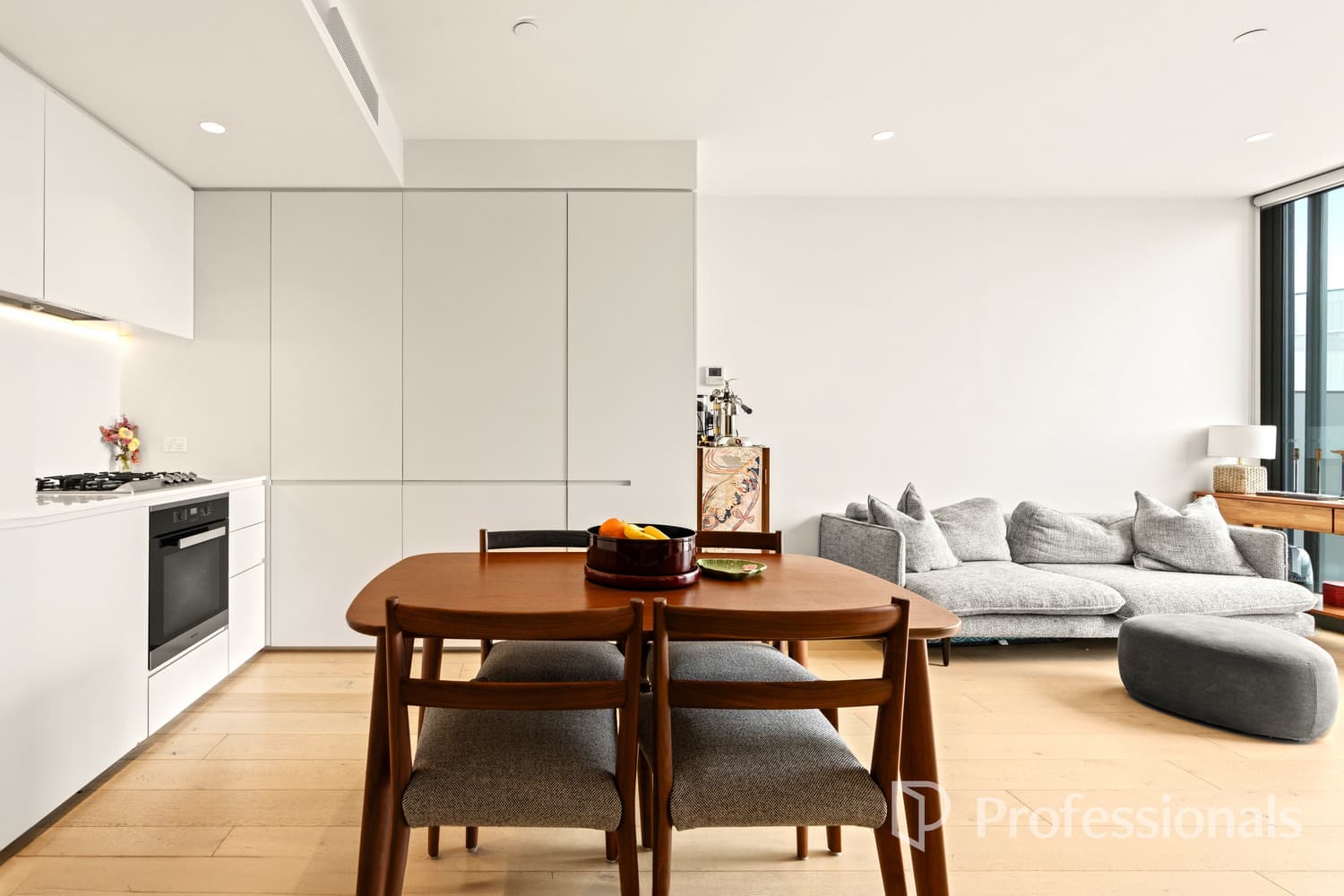 502/7 Evergreen Mews, Armadale VIC 3143, Armadale - Image 1