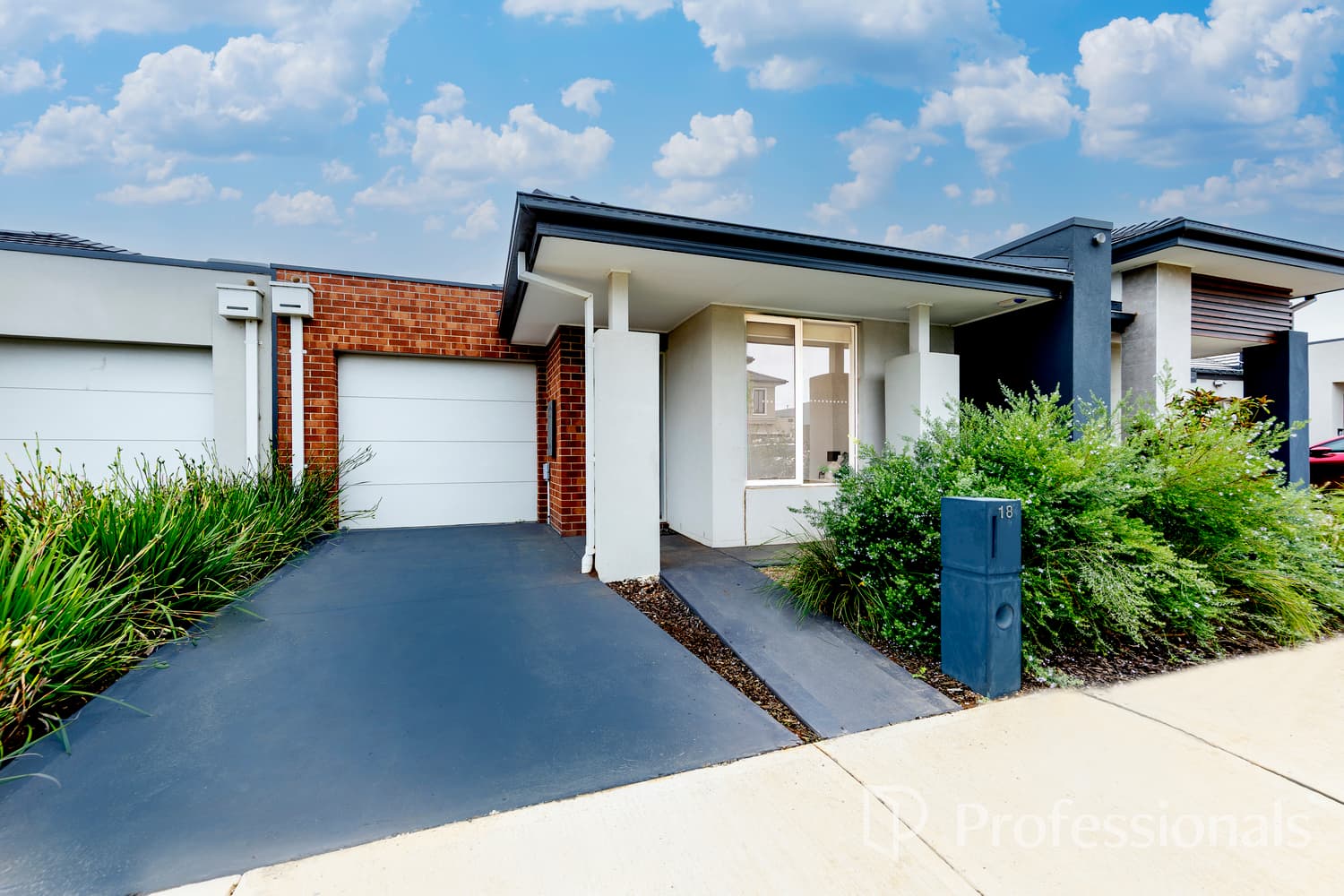 18 Burridge Street, Deanside VIC 3336, Deanside - Image 1