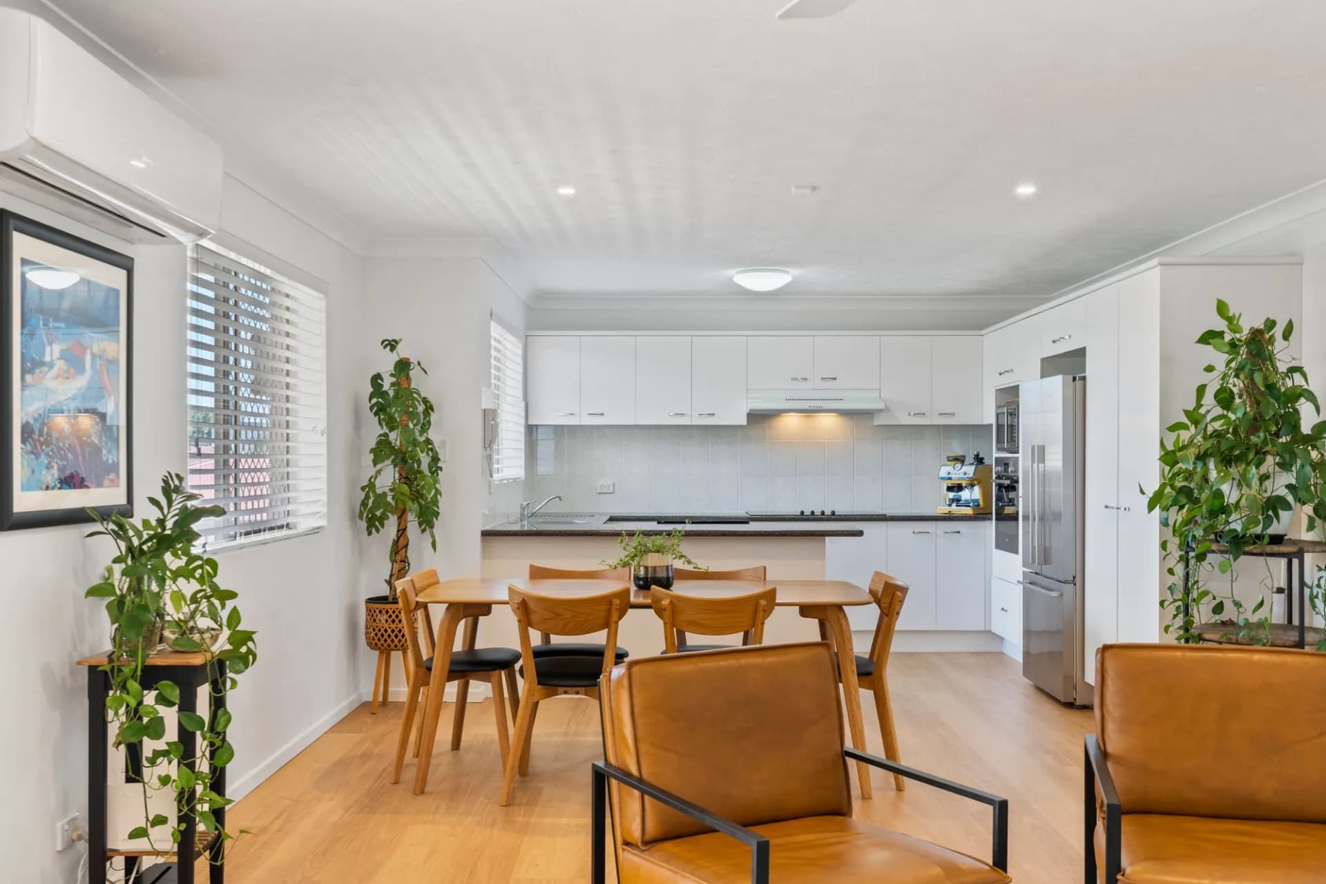 10/98 Pembroke Road, Coorparoo - Thumbnail 6