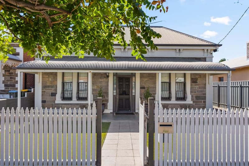 28 Fletcher Road, Birkenhead - Image 1