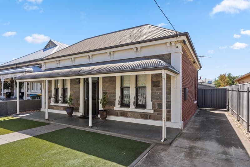 28 Fletcher Road, Birkenhead - Thumbnail 2