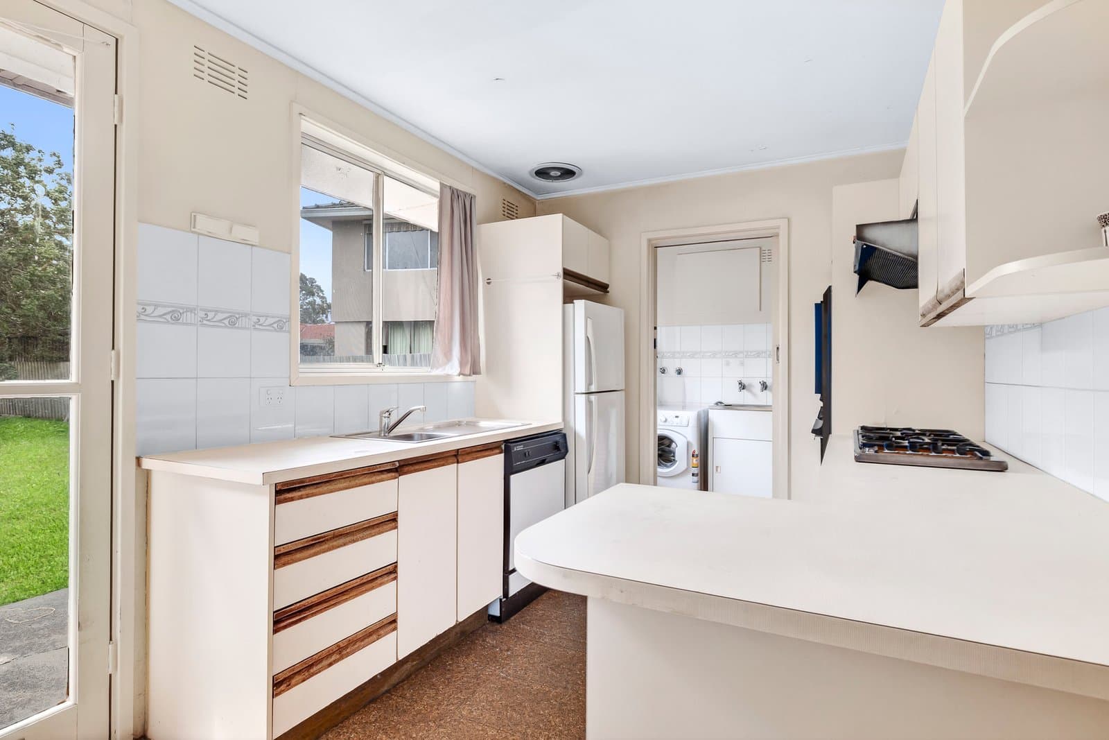 3 Arcadia Court, Glen Waverley, Glen Waverley - Thumbnail 3