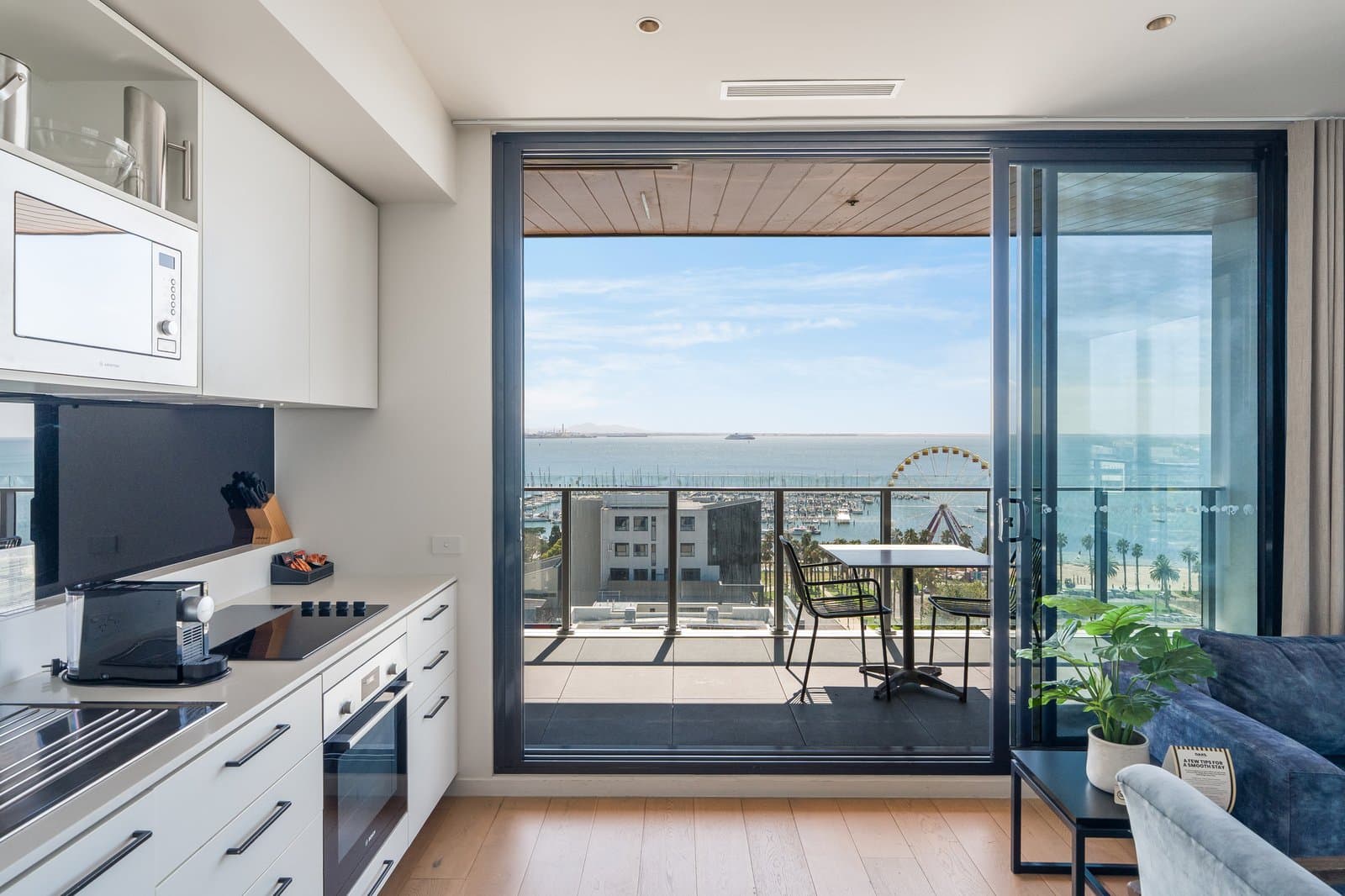 903/10 Bellerine Street, Geelong, Geelong - Thumbnail 3