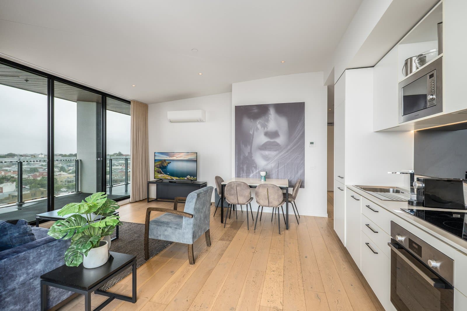 903/10 Bellerine Street, Geelong, Geelong - Thumbnail 5