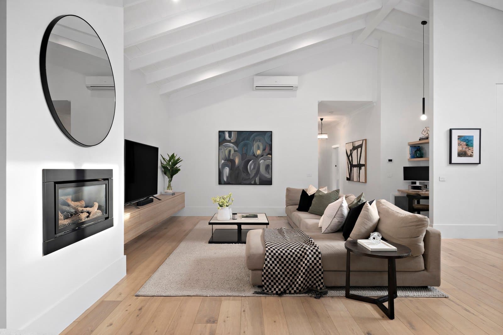 8 Murchison Street, St Kilda East - Thumbnail 4