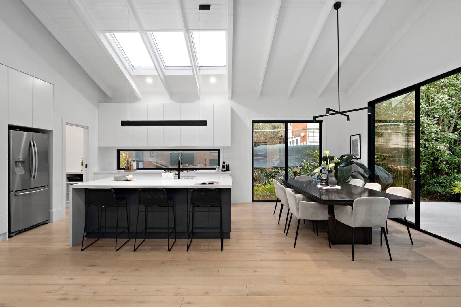 8 Murchison Street, St Kilda East - Thumbnail 5