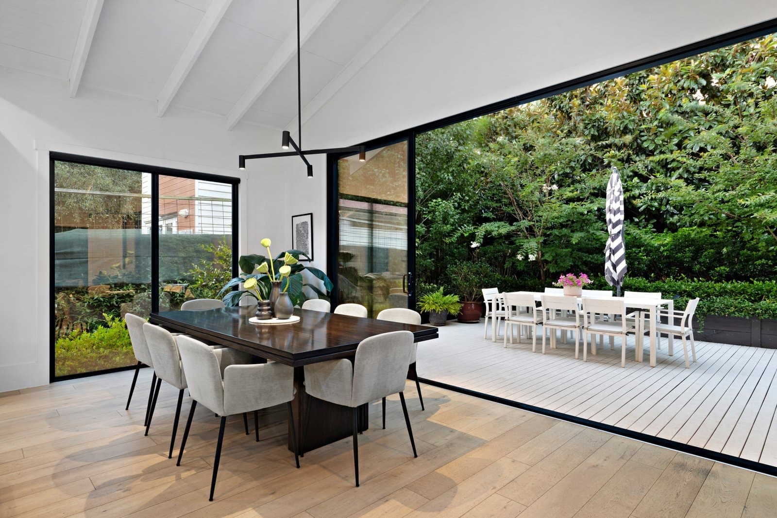 8 Murchison Street, St Kilda East - Thumbnail 7
