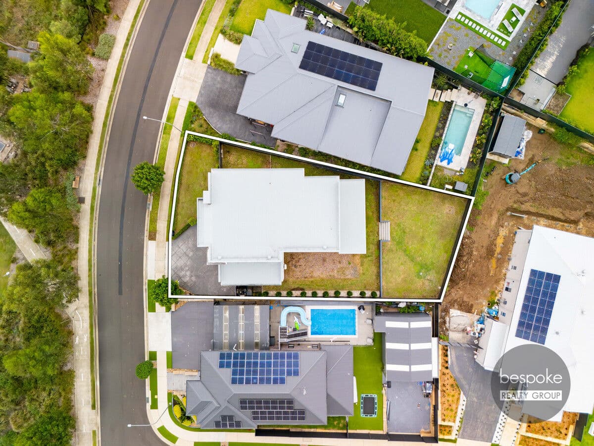 15 Bimbadeen Way, Glenmore Park, Glenmore Park - Image 1
