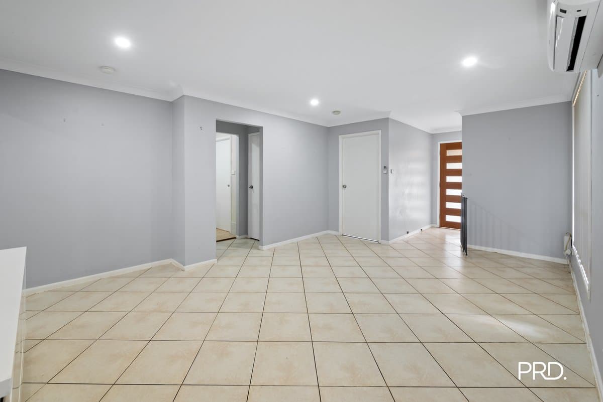 8B Barker Street, CAMBRIDGE PARK NSW 2747, Cambridge Park - Thumbnail 2