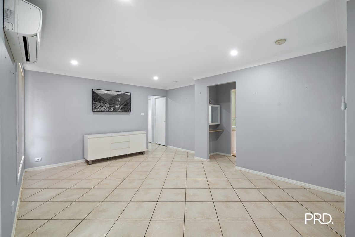8B Barker Street, CAMBRIDGE PARK NSW 2747, Cambridge Park - Thumbnail 3