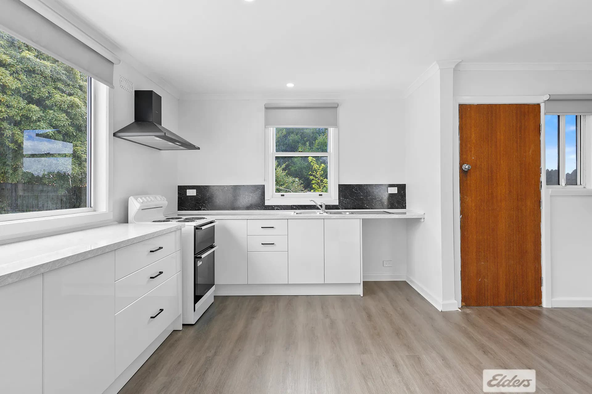 92 Collins Street, Brooklyn, TAS, 7320, Brooklyn - Thumbnail 2