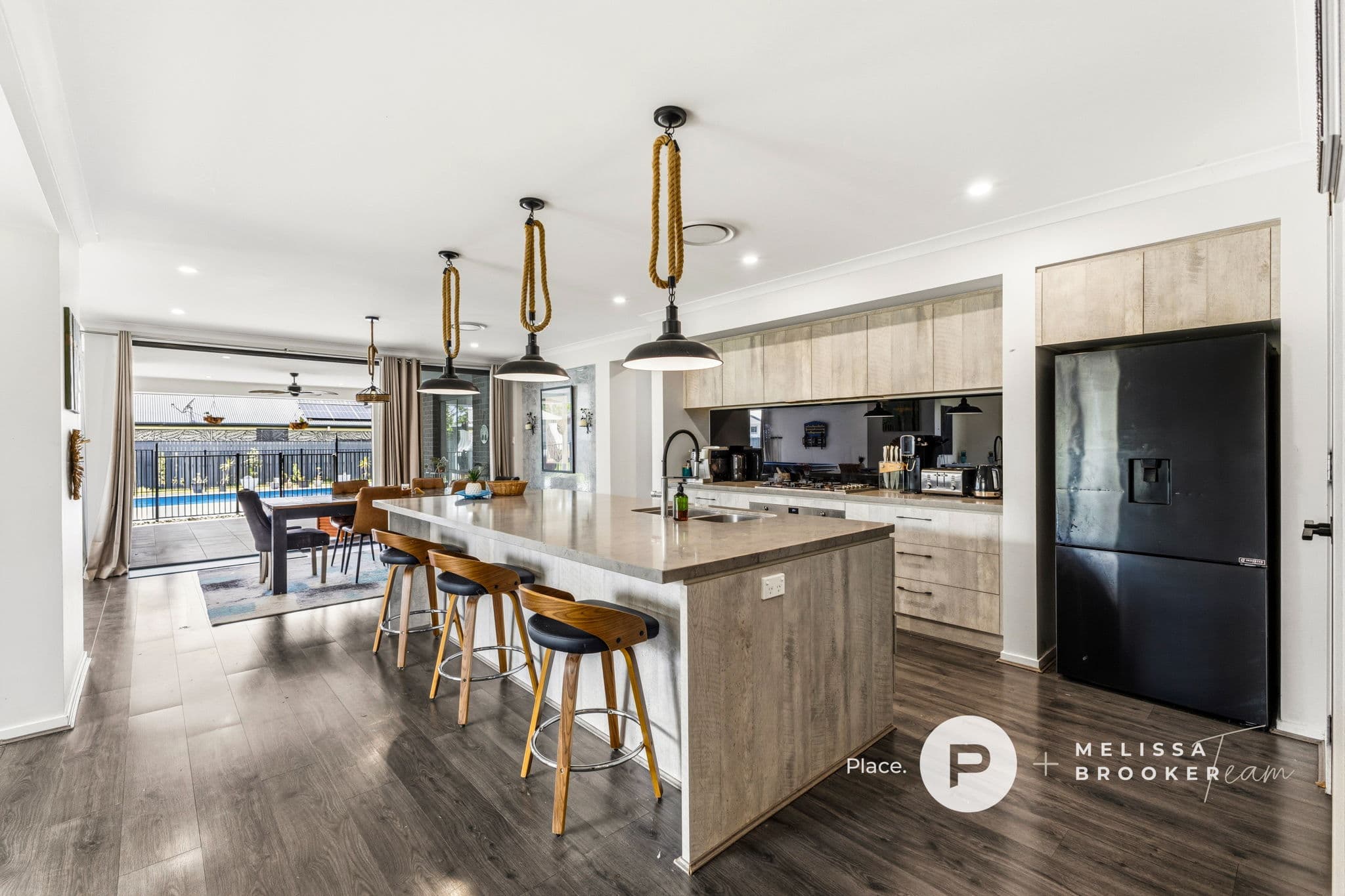 221 Dances Road, Caboolture - Thumbnail 3