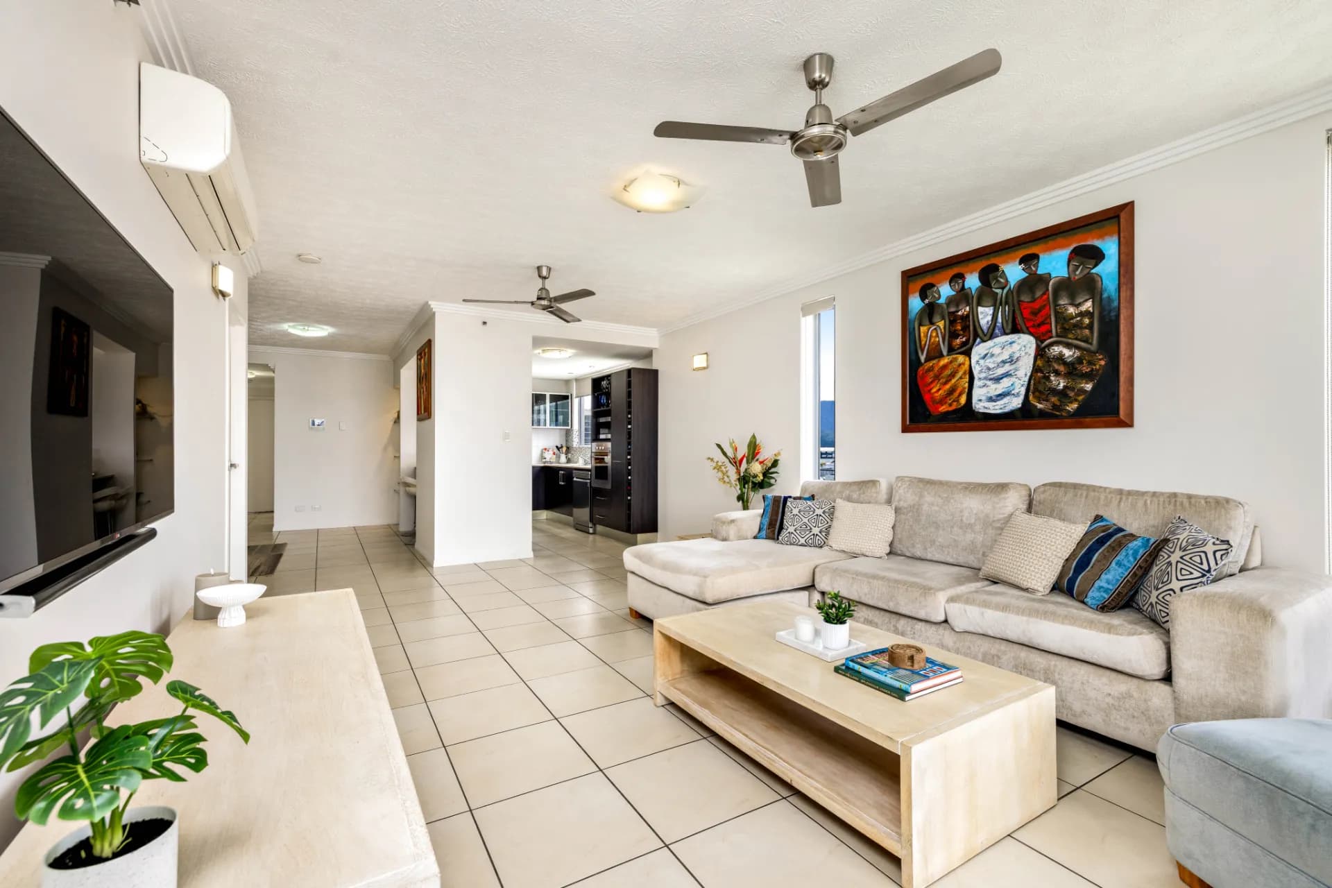 402/123-131 Grafton Street, Cairns City - Image 1