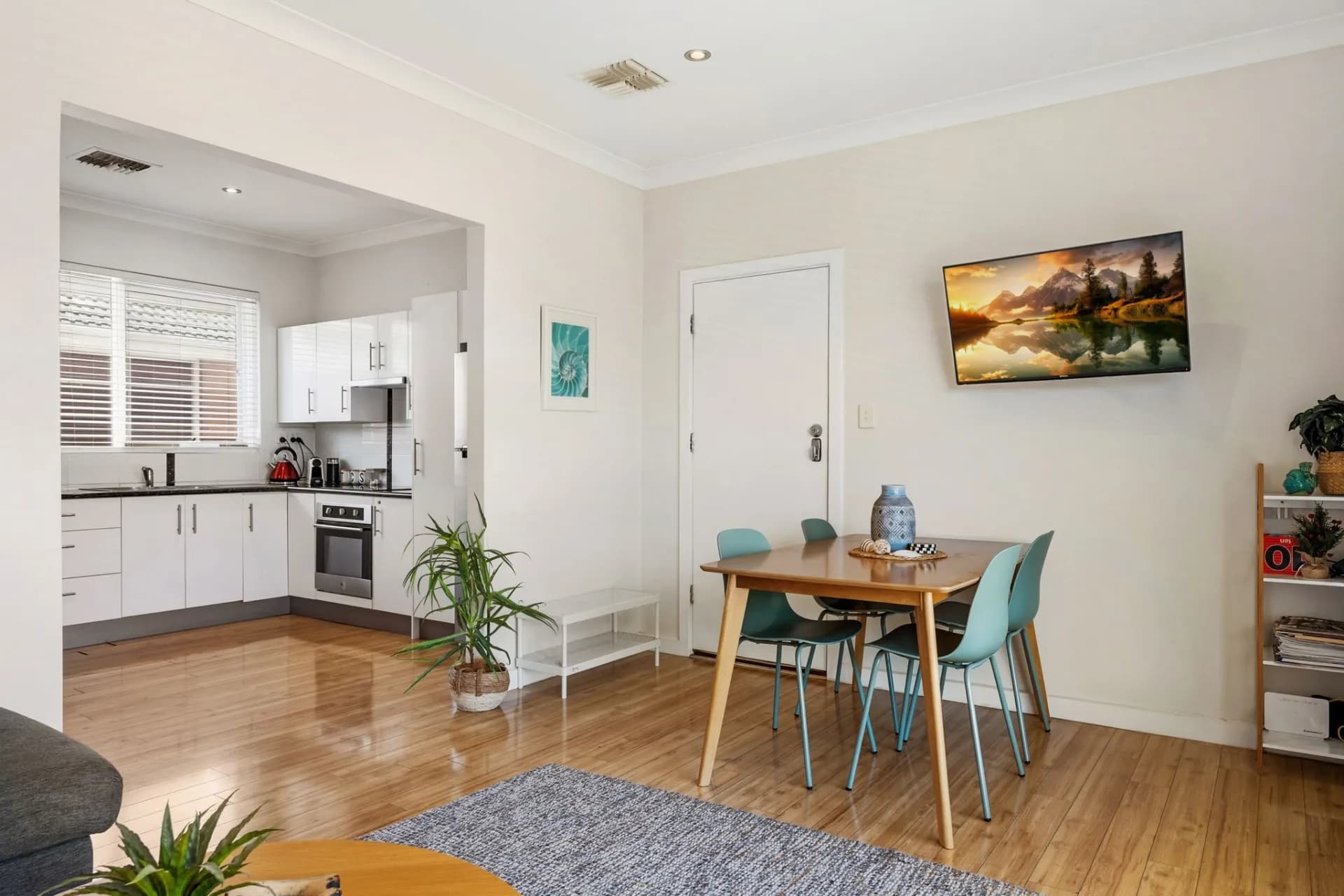 7/6 Byron Street, Glenelg - Thumbnail 3