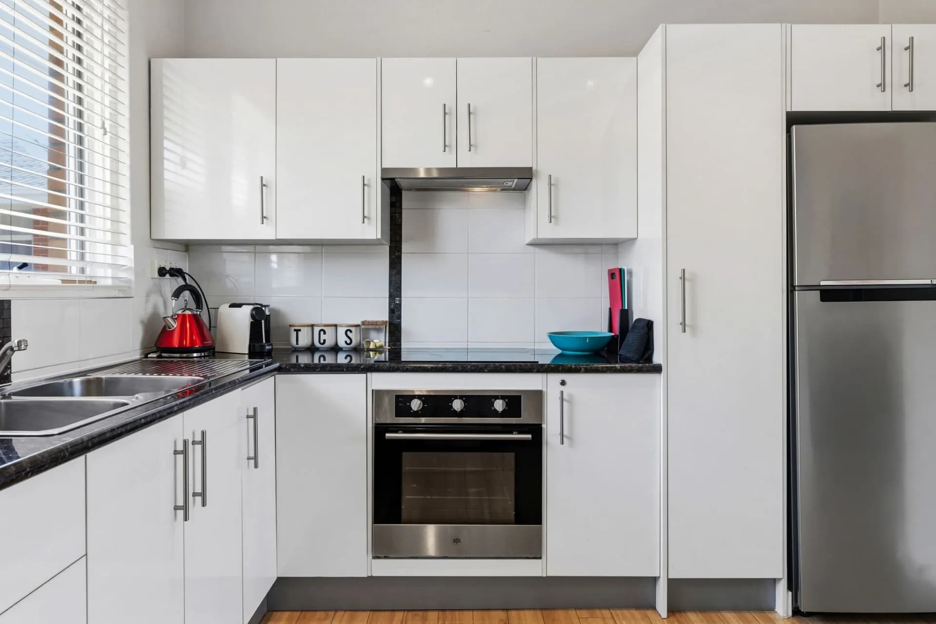 7/6 Byron Street, Glenelg - Thumbnail 7