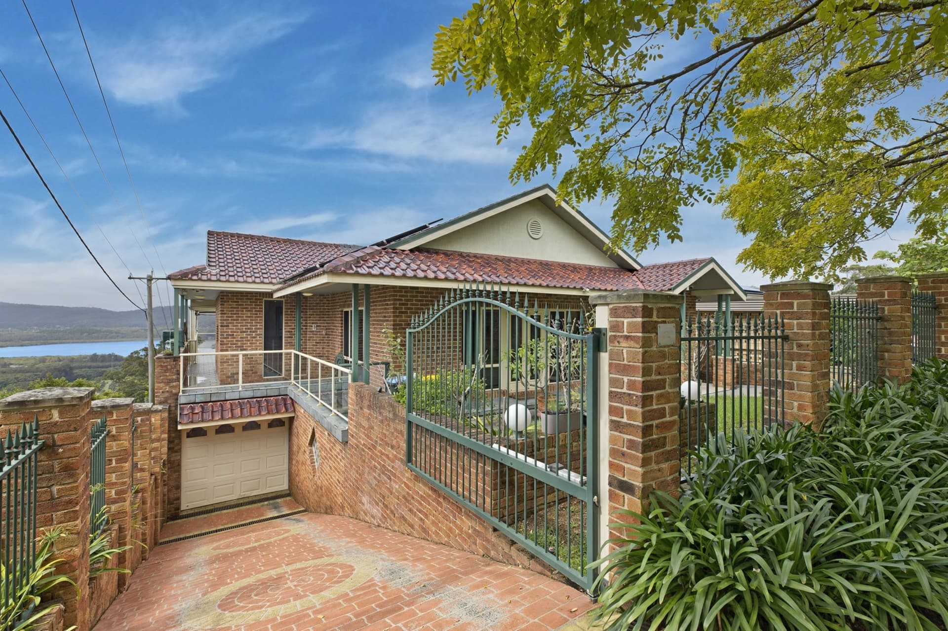 45 Bay View Avenue, East Gosford, East Gosford - Thumbnail 2