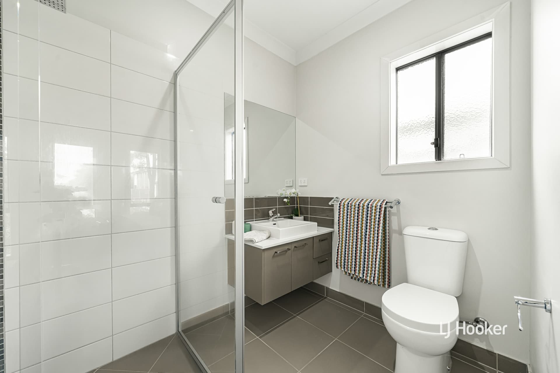 40 Grassbird Drive, Point Cook, Point Cook - Thumbnail 3