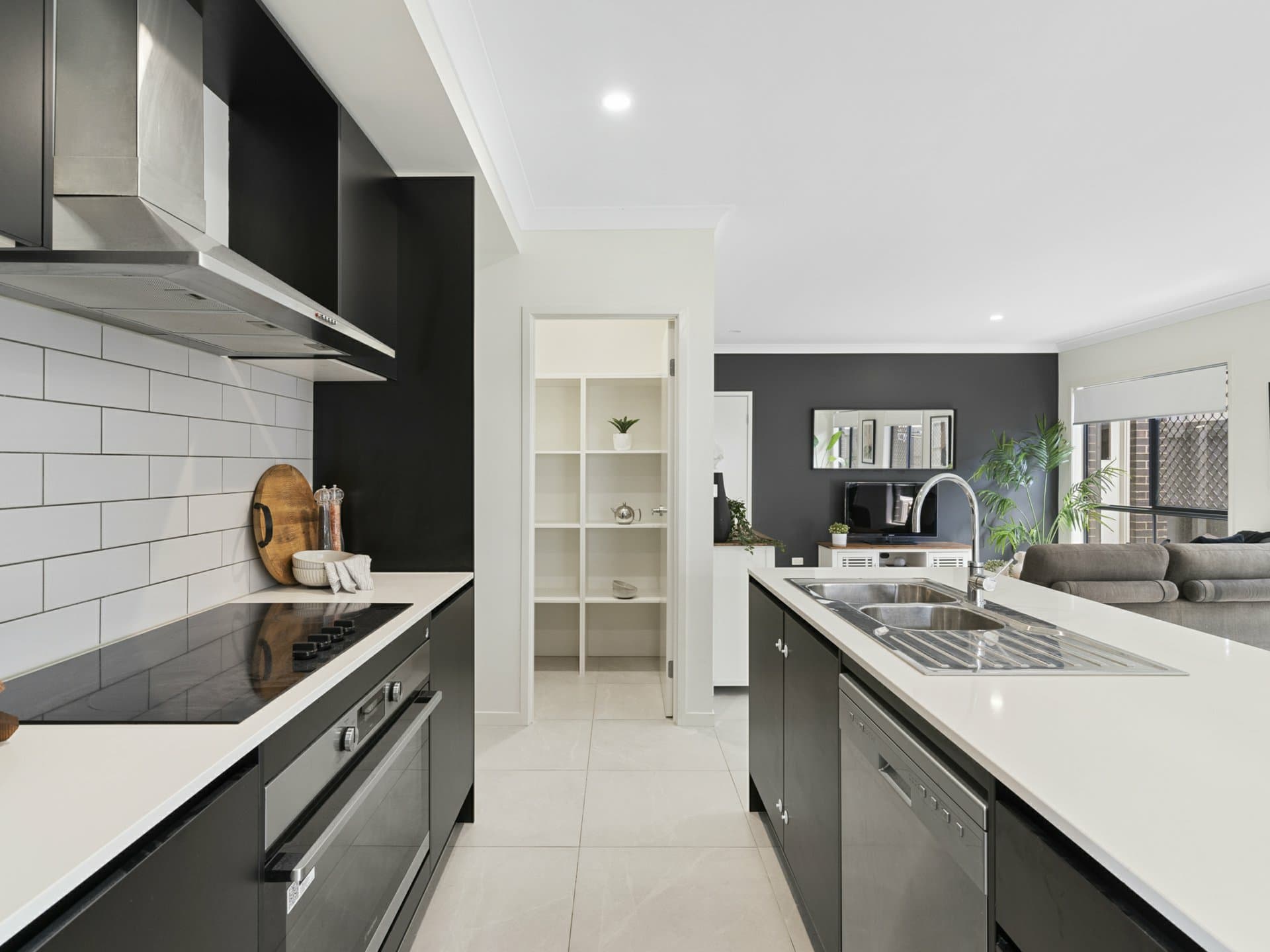29 Birchwood Street, Park Ridge, Park Ridge - Thumbnail 5