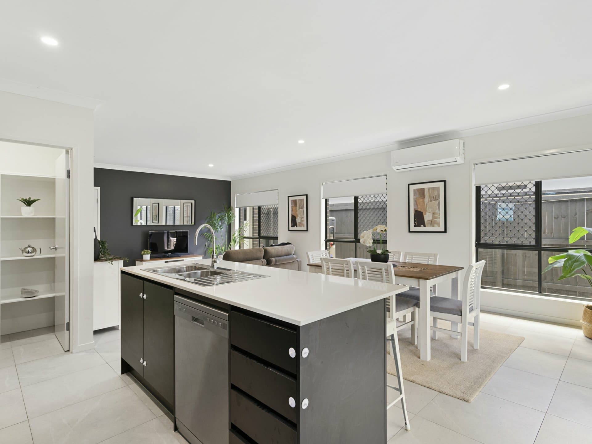 29 Birchwood Street, Park Ridge, Park Ridge - Thumbnail 6