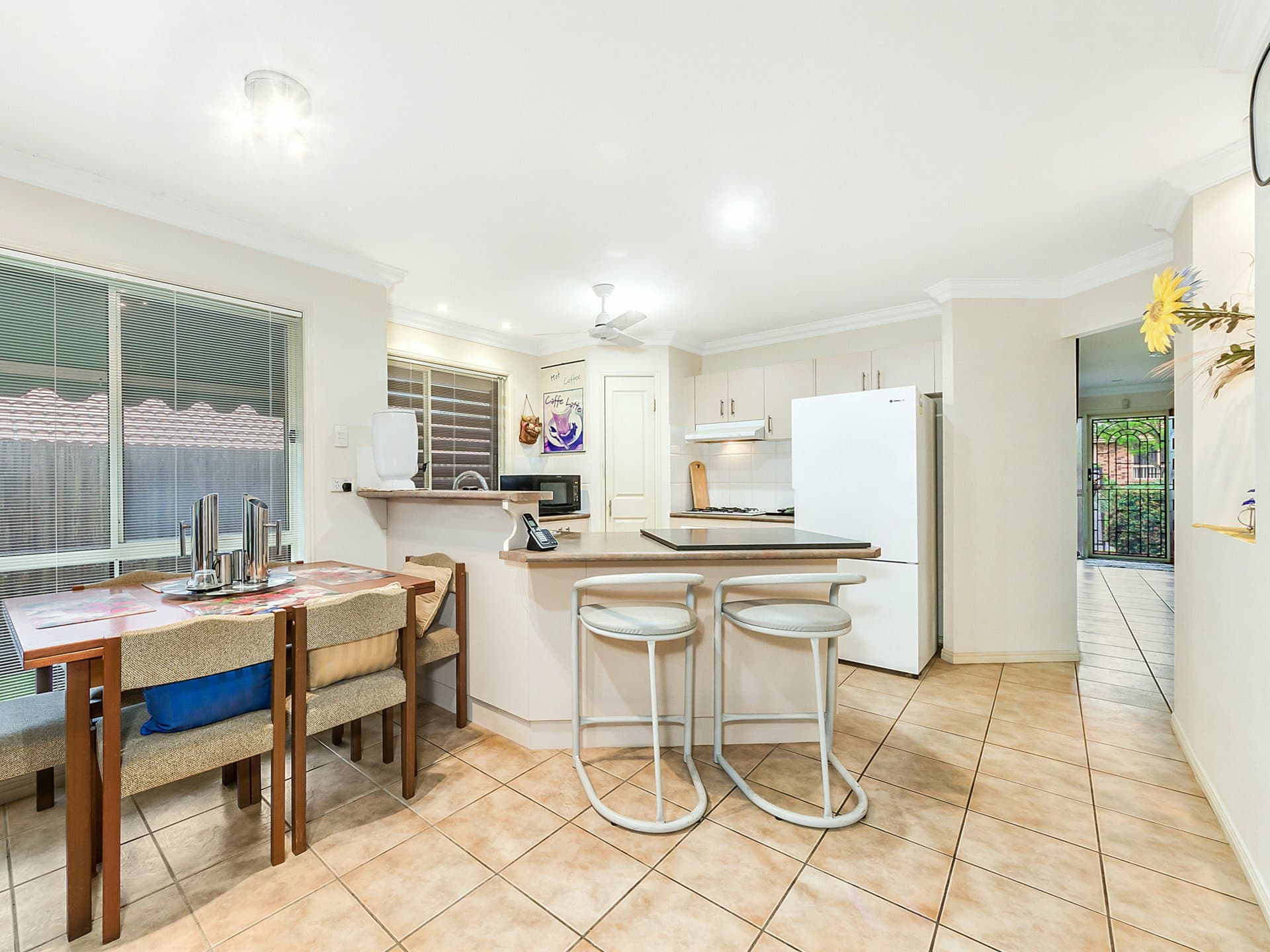 10 Faraday Court, Kallangur, Kallangur - Thumbnail 3
