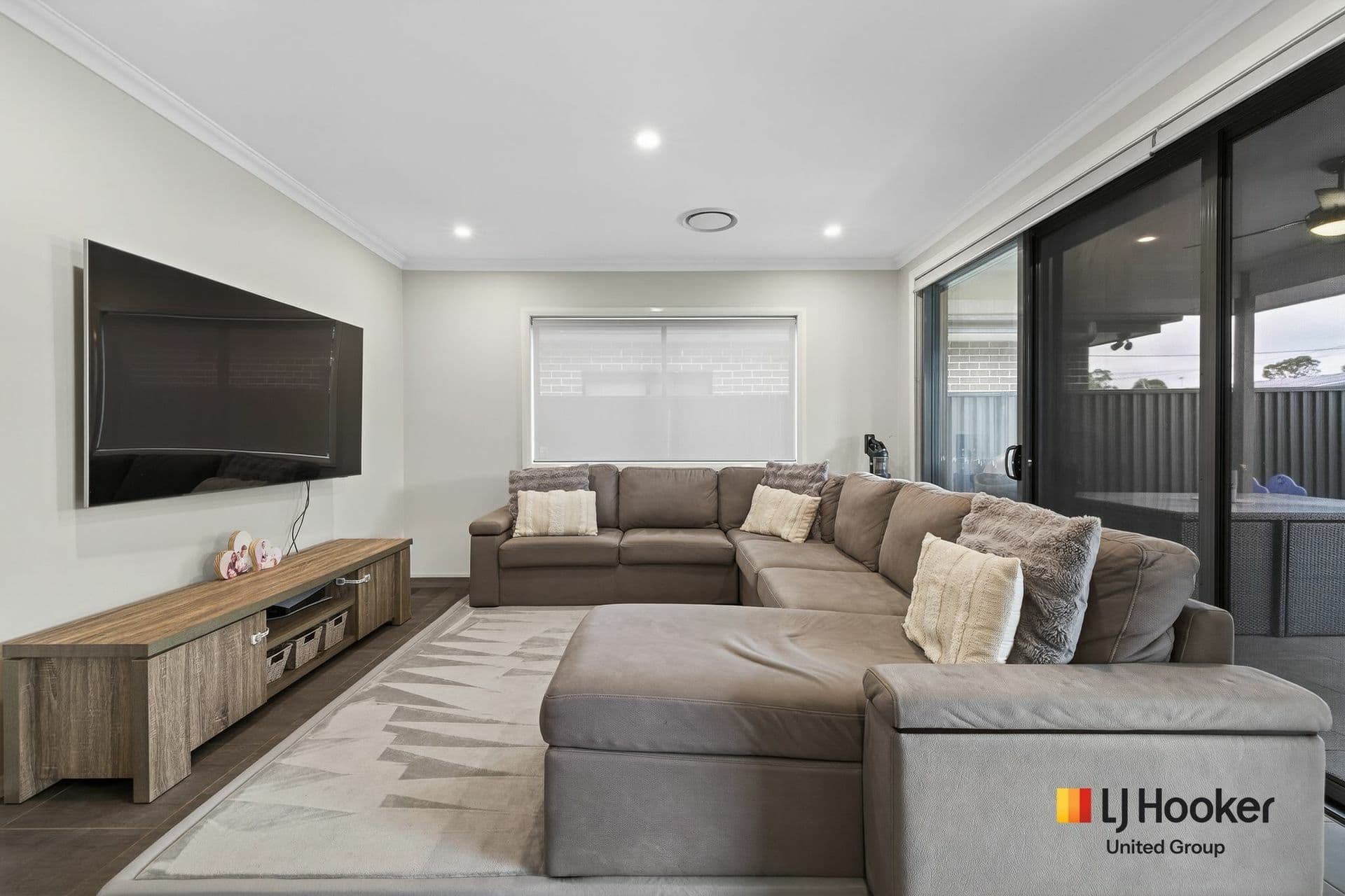 15 Firewheel Circuit, Gregory Hills, Gregory Hills - Thumbnail 4